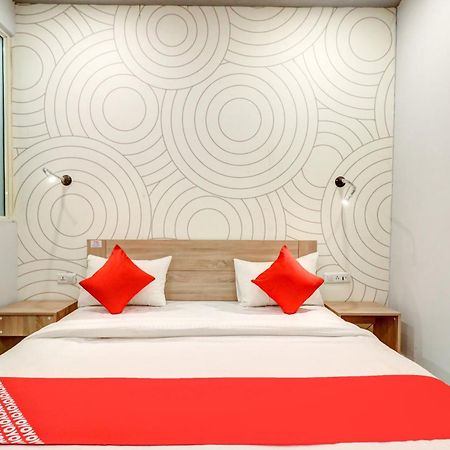Hotel O Jps Grand Hotel นิวเดลี ภายนอก รูปภาพ