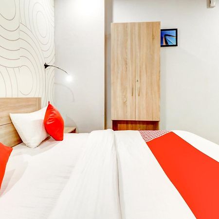 Hotel O Jps Grand Hotel นิวเดลี ภายนอก รูปภาพ